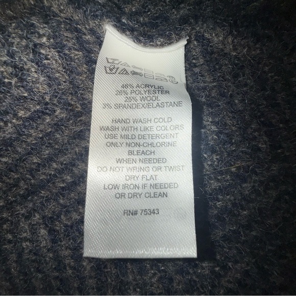 Max Studio Gray Cardigan Asymmetrical Button Pockets Womens Size 2X Herringbone - Picture 6 of 7